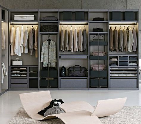 Armario ejecutivo. A Walk In Closet, Hanging Wardrobe, Creative Closets, Dressing Room Closet, Walking Closet, Big Closets, Open Closet, Apartment Bedroom Decor, Closet Room