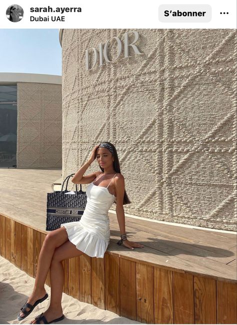 Dubai Outfits Ideas Summer Classy, Vacation Outfits Dubai, Dubai Outfits Ideas Summer, Outfits For Dubai Vacation, Outfits For Dubai, Dubai Vacation Outfits, Desert Outfit Ideas Dubai, Dubai Desert Outfit, Desert Outfit Ideas