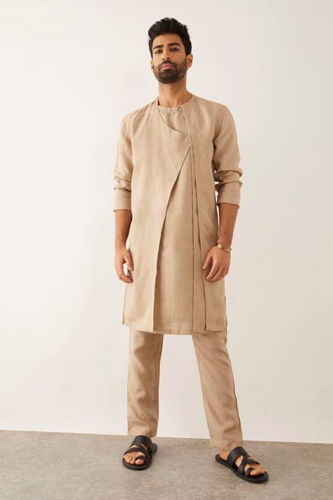 Stylish Boy Clothes, Layered Kurta, Mens Indian Wear, Wedding Kurta For Men, Boys Kurta Design, Indian Groom Wear, Kurta For Men, Gents Kurta, Kurta Patterns