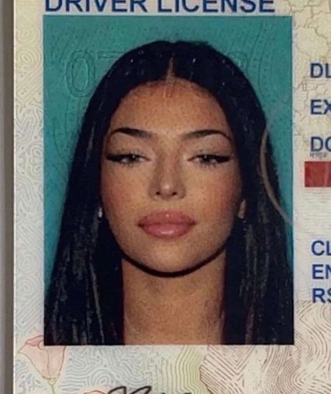 License Photo Makeup, License Makeup, Passport Photo Makeup, Passport Makeup, Passport Photo, Photo Makeup, Instagram Inspiration, Eye Makeup, Makeup