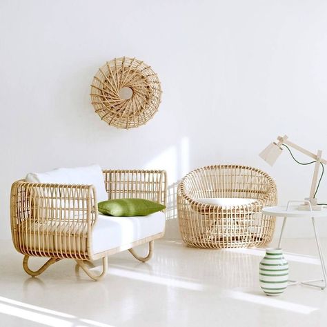 Source Modern design rattan nest lounge sofa set for living room on m.alibaba.com Sofa Arrangement, Cane Furniture, Ball Chair, Rattan Armchair, Bamboo Furniture, Round Chair, Sunbrella Cushions, Wicker Chairs, Rattan Sofa