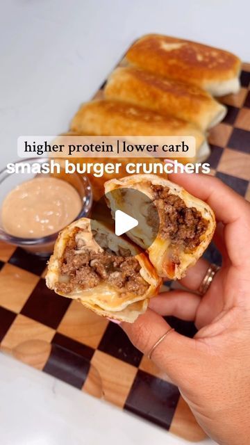 MaKayla Kim Thomas on Instagram: "Give me liberty, or give me smash burger crunchers 🫡✨ an easy, higher protein lower carb meal your family will eat right up 👏🏼👏🏼👏🏼

Super easy to customize for picky eaters, and can be air fried or shallow fried in a skillet with avocado oil. I like to serve with a green veggie side + air fried fries 😋 

Cheeseburger crunchers are from my Good Food Mood cookbook 🫶🏼 

If you’re tired of guessing, ordering out, or eating the same bland meals on repeat—check out my digital cookbooks + fitness plans 💖 makaylathomas . com 

#mealprep #healthymeals #mealideas #highprotein #lowcarb #lunchideas #dinnerideas #easymeals" High Protein Meals With Hamburger, Picky Eater Diet Plan, Cheeseburger Crunchers, Easy Lunch Ideas High Protein, Healthy Lunch Ideas Low Calorie, Easy Protein Meals For Picky Eaters, High Protein Low Carb Meals Dinners, Healthy Dinner For Picky Eaters, High Protein Easy Lunches