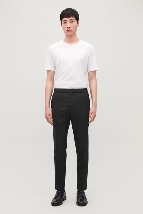 DRAWSTRING TAILORED TROUSERS - Black - Trousers - COS Architect Outfit Man, Architect Outfit, Black Trousers Men, Shirt And Trouser, Latest Clothes For Men, Mode Hipster, Nba Fashion, Formal Men Outfit, Drawstring Trousers