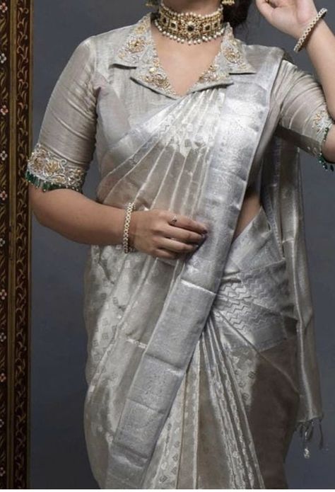 Style Silk Saree, Brocade Blouse Designs, Netted Blouse Designs, Long Blouse Designs, Blouse Designs High Neck, New Saree Blouse Designs, Traditional Blouse Designs, Latest Model Blouse Designs, Fashionable Saree Blouse Designs