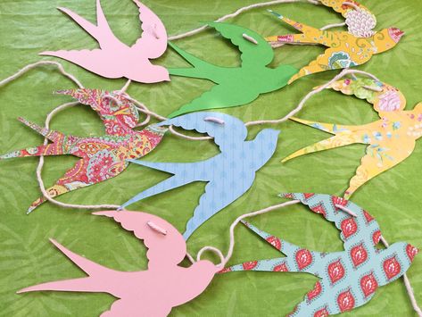 Bird Garland, Photo Drop, Yellow Birthday, Pastel Party, Pop Up Box Cards, Paper Birds, Pink Bird, Paper Garland, Garland Wedding