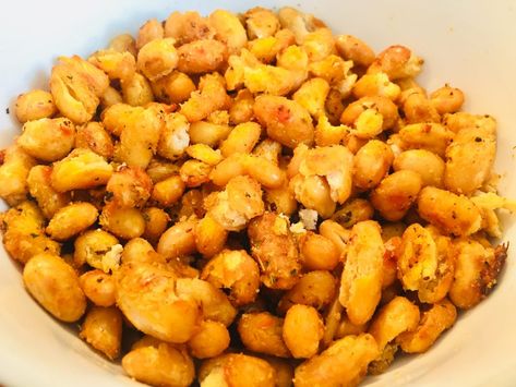 Air Fried Cannellini Beans, Air Fryer Cannellini Beans, Roasted Cannellini Beans, Wfpb Snacks, Cannellini Beans Recipes, Vegan Apps, Easy Healthy Snack, Bean Chips, Baked Beans Recipe