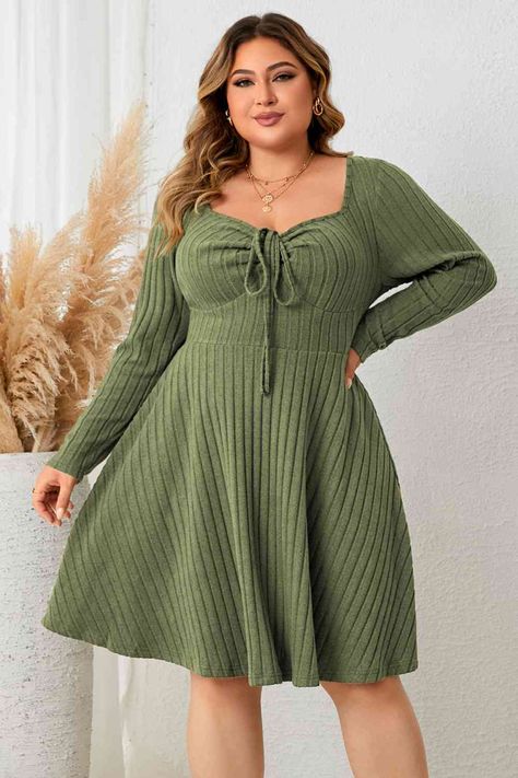 Features: Tied Sheer: Opaque Stretch: Slightly stretchy Body: Not lined Material composition: 95% polyester, 5% elastane Care instructions: Machine wash cold. Tumble dry low. Imported Product measurements: 1XL: front length 37.8 in, shoulder 16 in, bust 39 in, waist 32.8 in, sleeve length 23.6 in, hip 47.6 in2XL: front length 38.6 in, shoulder 16.6 in, bust 41.3 in, waist 35.1 in, sleeve length 24.2 in, hip 51.5 in3XL: front length 39.4 in, shoulder 17.2 in, bust 43.7 in, waist 37.4 in, sleeve l Long Sleeve Ribbed Dress, Sukienki Plus Size, Ribbed Dress, Sweetheart Dress, Matcha Green, Maxi Dress Formal, Curvy Dress, Moda Plus Size, Ribbed Dresses