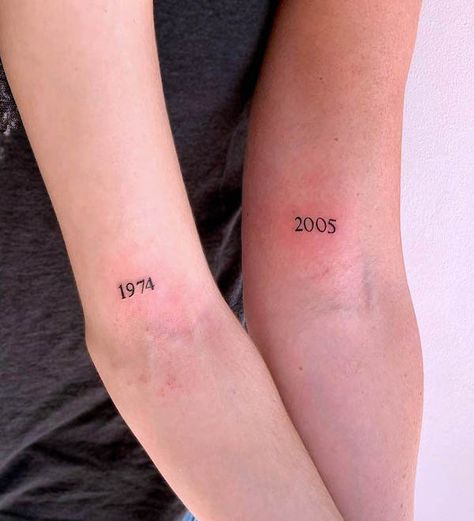 Tattoo For Daughter And Mother, Cute Tattoos Mom And Daughter, Tattoo Idea Mom And Daughter, Matching Mom Tattoos Mother Daughters, Tattoo Ideas Matching Mom And Daughter, Tattoo Ideas Matching With Mom, Dad Daughter Matching Tattoo Ideas, Matching Tattoo With Grandma, Matching Tattoos For Sisters Meaningful