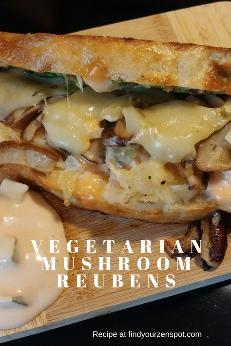 Vegetarian Sandwich Recipes, Vegan Sandwich Recipes, Sandwich Ideas, Thousand Island, Eating Vegan, Thousand Island Dressing, Vegetarian Sandwich, Veggie Sandwich, Grilled Sandwich