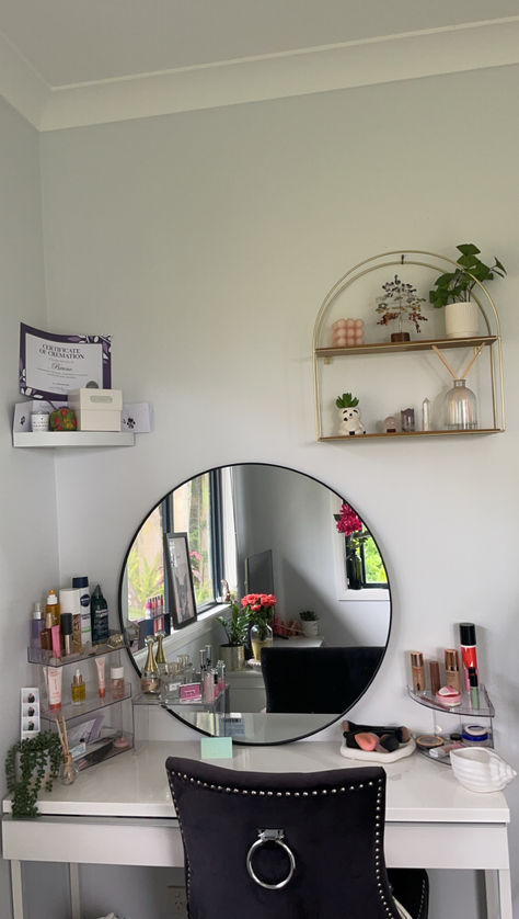 Desk For Makeup, Organised Desk, Stand Up Mirror, Makeup Desk, Desk Mirror, Makeup And Skincare, Standing Mirror, Cozy Room, Room Aesthetic