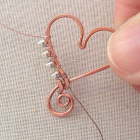 Wire Wrapping Tutorial, Bijoux Fil Aluminium, How To Wrap, Wire Jewelry Tutorial, Diy Wire Jewelry, Wire Work Jewelry, Jewelry Techniques, Work Jewelry, Wire Frame