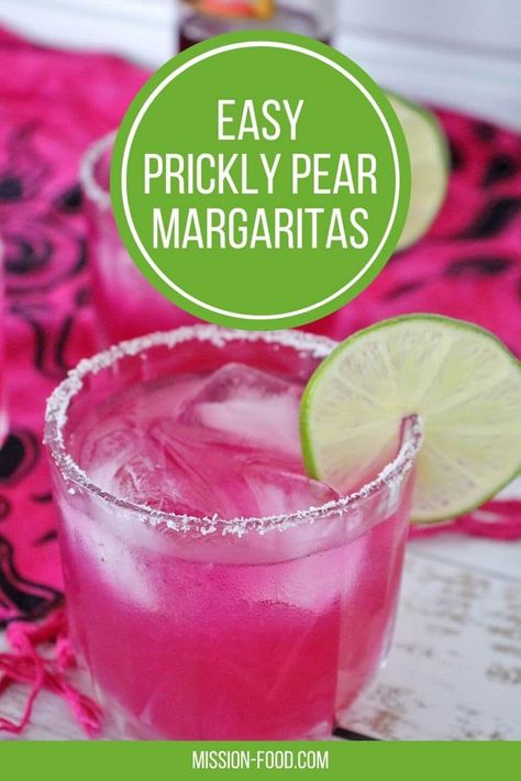 Pear Margarita Recipe, Prickly Pear Recipes, Pear Drinks, Pear Margarita, Prickly Pear Margarita, Cocktail Margarita, Pear Cocktails, Margarita Party, Frozen Cocktail