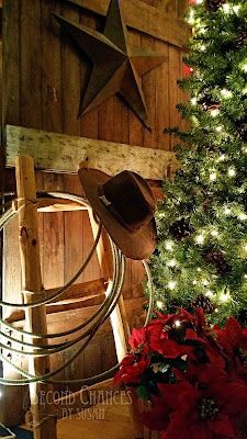 Western Xmas Decor, Country Christmas Backdrop, Country Christmas Photos, Cowboy Themed Christmas Party, Western Holiday Decor, Pioneer Christmas Decorations, Western Theme Christmas Party, Western Christmas Party Ideas, Country Western Christmas Decor