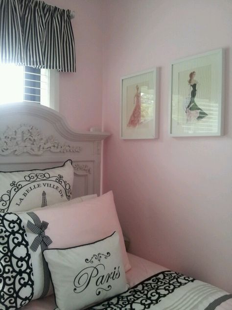 Paris bedroom- we love pink and black together. Perfect combination for your tween who's not a little girl anymore but not yet a big girl either! Pink And Black Paris Bedroom, Paris Bedroom Ideas For Teens, Paris Bedroom Ideas, Pink Paris Bedroom, Paris Girls Bedroom, Remodel Stairs, Paris Themed Bedroom, Parisian Bedroom, Remodel Farmhouse