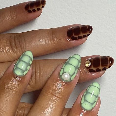 Taurus Beauty, 23 Nails, Crocodile Nails, My Mini Me, Funky Nail Art, Hot Hands, Oval Nails, Birthday Nails, Autumn Nails