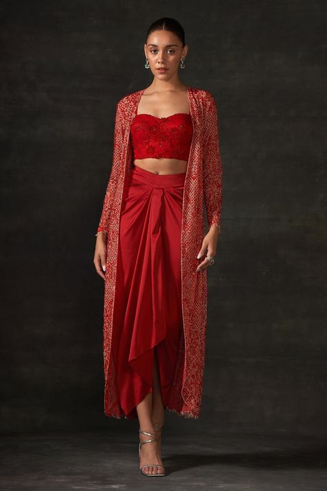 Buy The House of Exotique Bralette Embroidered Jacket And Draped Lungi Skirt Set Online | Aza Fashions Red Indo Western Outfit For Women, Lungi Women, Lungi Dress Indian For Women, 3 Piece Set Outfit Women, Drape Skirt Indian, Lungi Skirt, Unique Indian Outfits, Desi Fits, Mehendi Outfit