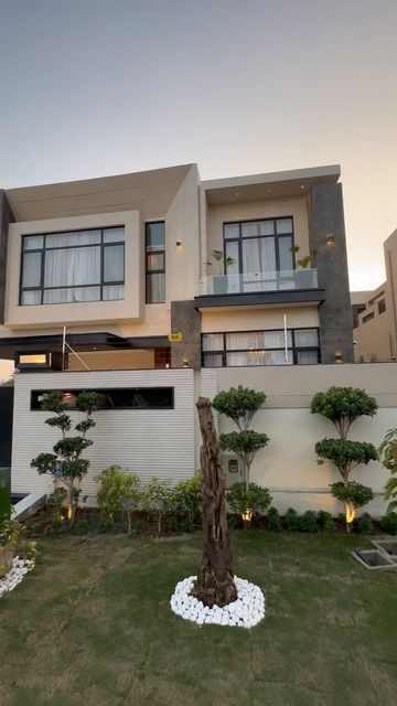 Pakistani Home Design, Pakistani House Design, Pakistan House Design, House Design Pakistan, Pakistani House, Islamic House, Pakistan House, Big Beautiful Houses, Pakistan Home