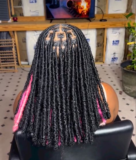 Soft Loc Barrel Twist, Barrel Soft Locs, Locs With Barrel Ends, Soft Locs With Barrel Ends, Fake Hair Braids, Barrel Twist, Really Curly Hair, Exotic Hairstyles, Soft Locs