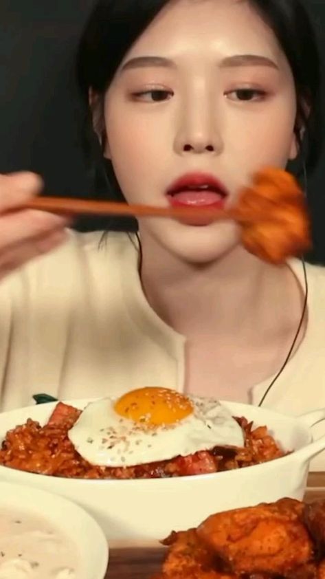 Mukbang Food, Asmr Fancam, Food Korean, Food Asmr, Asmr Mukbang, Pg Fancam, Asmr Food, Food Vids, Black Person