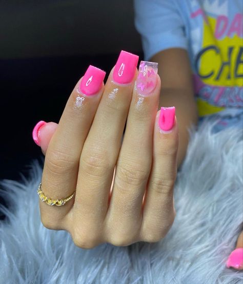 Cute Short Acrylic Nails For School Kids, Pink Short Acrylic Nails Designs, Nails Acrylic Plain Colors, Nail Ideas Plain Colors, Gel Dip Nails Designs, Nails For 8th Grade, Colored Acrylic Nails Short, Birthday Nails 12, Short Birthday Nails