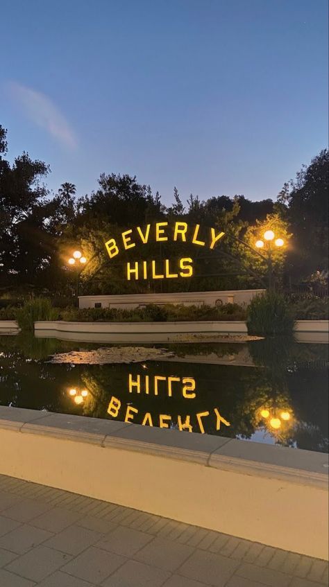 Beverly Hills Aesthetic Wallpaper, La Beverly Hills, Beverly Hills Lifestyle, Los Angeles Summer Aesthetic, Living In La Aesthetic, La Vibes Aesthetic, Hollywood Hills Aesthetic, Places To Go In Usa, La City Aesthetic