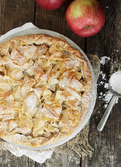 Easy Phyllo Apple Tart - Seasons and Suppers Phyllo Dough Recipes, Phyllo Recipes, Apple Tart Recipe, Apple Desserts Easy, Apple Tart, Pastry Tart, Phyllo Dough, Tart Recipe, Sweet Pie