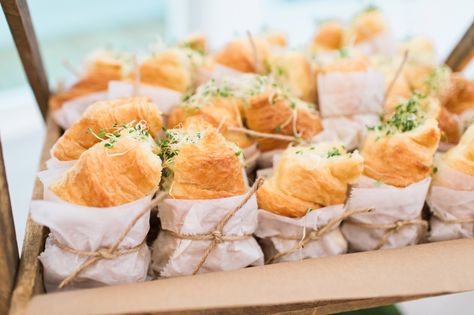 French Market Baby Shower | Photography: Brooke Images - brookeimages.com Sandwiches Ideas, French Bridal Showers, French Baby Shower, French Party, Fest Mad, Baby Shower Menu, Baby Shower Photography, Baby Shower Brunch, Spring Baby Shower