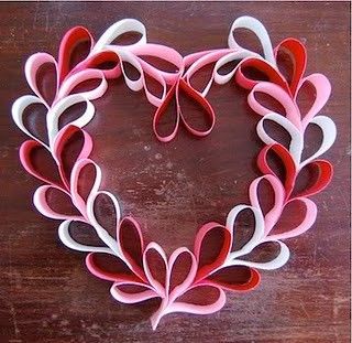 Valentijnsdag Diy, Saint Valentin Diy, Diy Valentines Day Wreath, Valentines Bricolage, Hantverk Diy, Heart Projects, Valentine Crafts For Kids, Diy Valentine, Valentine Day Wreaths