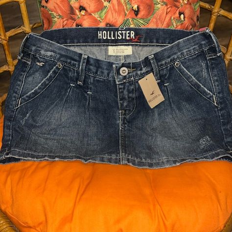 Nwt Hollister Short Mini Skirt! Denim With Cute Pleats In Front And 2 Pockets In Front And 2 In Back. Size 1 Feel Free To Ask Any Questions Or Make Any Reasonable Offers. Super Cute Skirt!! Will Look Great In Any Season! With Boots Or Sandals! New With Tags Himekaji Outfits, Thrift List, Sewing Patterns Skirt, Mini Skirt Denim, Hollister Skirt, Trashy Outfits, Short Mini Skirt, Glow Up, Diy Skirt