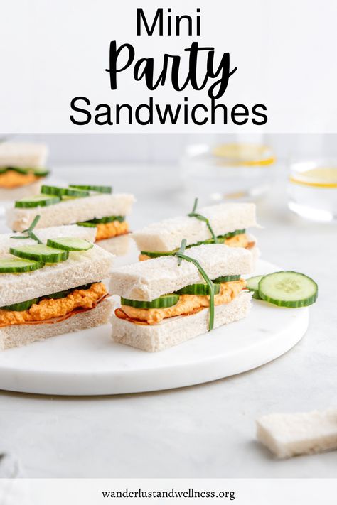 Mini Sandwich Appetizers, Sandwiches For A Party, Mini Sandwiches Recipes, Tiny Sandwiches, Sandwich Catering, Good Foods, Mini Croissants, Appetizer Sandwiches, Easy Sandwich Recipes