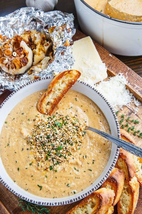 Roasted Garlic Cauliflower Soup, Garlic Cauliflower, Cauliflower Soup Recipes, Roasted Garlic Cauliflower, Cauliflower Soup, Asiago, Low Carb Paleo, Cauliflower Recipes, Bean Soup