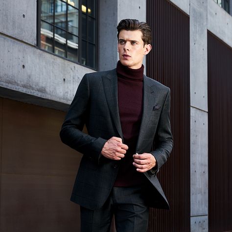 How to Pull Off a Turtleneck with Suit Look with Ease & Style: https://blacklapel.com/thecompass/mens-turtleneck-with-suit/?utm_campaign=01-17-2017-the-compass-mens-turtleneck-with-suit&utm_medium=social&utm_source=pinterest&utm_content=01-17-2017-compass-cover&utm_term= Mens Turtleneck Outfits, How To Style Turtleneck, Turtleneck Suit, Turtleneck Outfit Men, Turtleneck Outfits, Mens Fall Outfits, Blazer Outfits Men, Turtle Neck Men, Turtleneck Outfit