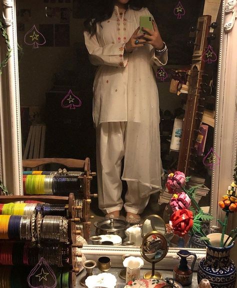 Desi Room Aesthetic, Domestic Aesthetic, Desi Look, Neha Malik, South Asian Aesthetic, Desi Vibes, Desi Dress, Desi Love, Desi Wear