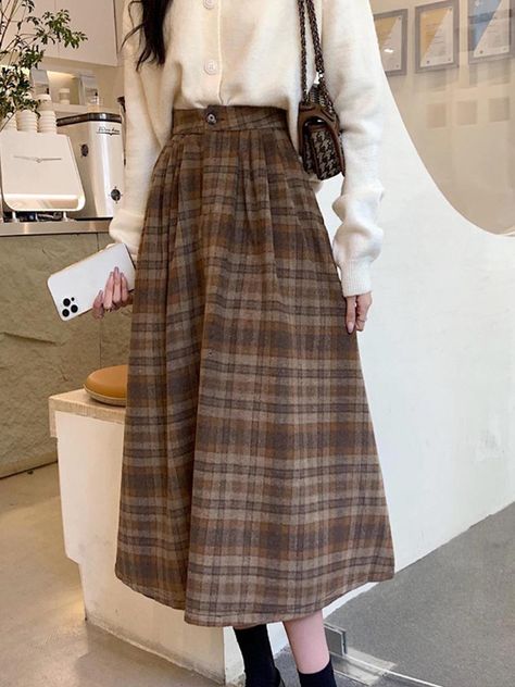 Warm Skirts, Long Plaid Skirt, Fashion Umbrella, Umbrella Skirt, Plaid Pleated Skirt, Pleated Long Skirt, Skirts Midi High Waisted, Long Skirts For Women, Elegant Skirt