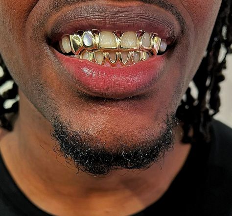 Gold Teeth Men, Gold Teeth Grills, Gold Teeth Grillz, Tyler The Creator Outfits, Teeth Aesthetic, Pretty Teeth, Silver Grillz, Grillz Teeth, Gold Grill