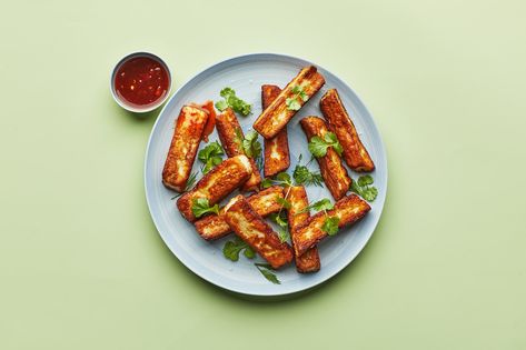 Halloumi Fries Are 1-Ingredient Cheese Sticks That Deliver the Satisfaction of Mozzarella Sticks Without the Dredging | Bon Appétit Fried Cheese Sticks, Halloumi Fries, Fried Cheese Curds, Fried Halloumi, Fried Cheese, Honey Sauce, Deep Fry, Mozzarella Sticks, Cheese Sticks