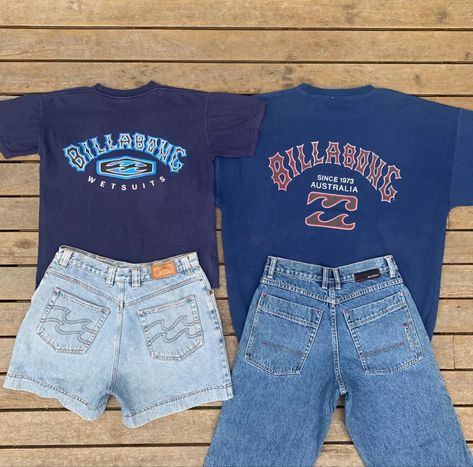 two vintage Bellmonte to 19 nineties with major graphics spelling out the word billabong across age lying on a wooden deck each paired with a piece of 90s billabong denim appear on the left with some pale billabong shorts with waving Brady over the pockets in the day on the right with the dark wash for a billabong jeans with branding over the belt loops Summer Surf Aesthetic Outfits, Billabong Outfits Summer, Surfer Astethic Outfits, Brands To Look For At Thrift Stores, Billabong Fits, Billabong Aesthetic, Surfer Style Outfits, Vintage Surf Aesthetic, Billabong Outfits