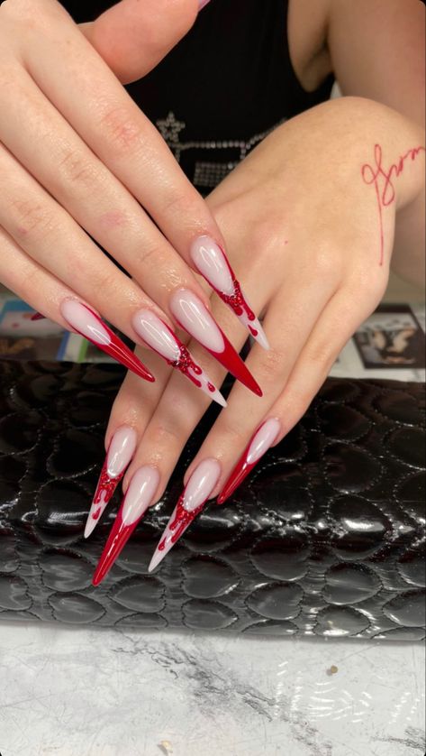 Red Stiletto French Tip Nails, Stiletto Red Nails Design, Pointed Acrylics, Long Red Stiletto Nails, Red Stilleto Nails Designs, Red Stiletto Nails Designs, Red Nails Stiletto, Pointed Nail Designs, Cute Red Nails