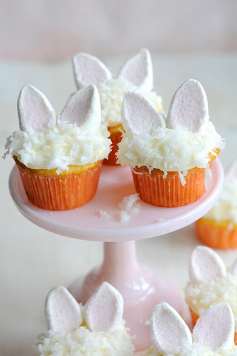 Easter Bunny Cupcakes, Dessert Original, Bunny Cupcakes, Coconut Cake Recipe, Coconut Cupcakes, Easter Baking, Grand Daughter, Bunny Cake, Easter Cupcakes