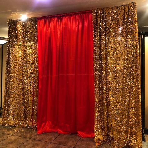 Red And Gold Backdrop, Red Curtain Backdrop, Farewell Ideas, Christmas Family Photoshoot, Ganpati Decoration At Home, Gold Backdrop, Curtain Backdrops, Light Backdrop, Stage Decoration