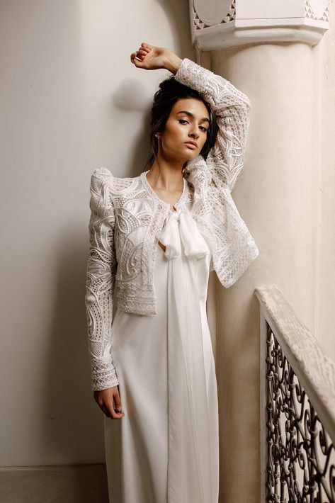 Wedding Dress Jacket, Bride Jacket, Festival Bride, Modern Wedding Inspiration, Chic Brides, Moroccan Wedding, Winter Bride, Bridal Jacket, Wedding Jacket