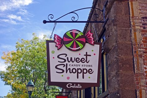 "Sweet Shoppe Candy Store" Shop Sign in Flagstaff, AZ | Flickr Candy Shop Sign Ideas, Candy Store Ideas Design, Sweet Shop Sign, Sweet Shop Decor, Toy Store Sign, Candy Shop Sign, Vintage Candy Shop, Old Fashioned Sweet Shop, Candy Logo