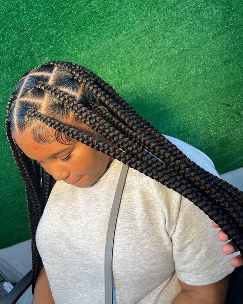 Knotless braids Cabello Afro Natural, Quick Braids, Braided Hairstyles For Black Women Cornrows, Big Box Braids Hairstyles, Feed In Braids Hairstyles, Box Braids Hairstyles For Black Women, Cute Braided Hairstyles, Braided Cornrow Hairstyles, Braids Hairstyles Pictures