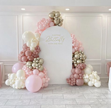 Two Arch Backdrop With Balloons, Baby Marquee Letters With Balloons, Pink Christmas Balloon Garland, Bridal Shower Ballons, Wedding Balloon Backdrop, Pink Balloon Wall, Gold Wedding Reception Tables, Organic Balloon Arch, Birthday Event Ideas