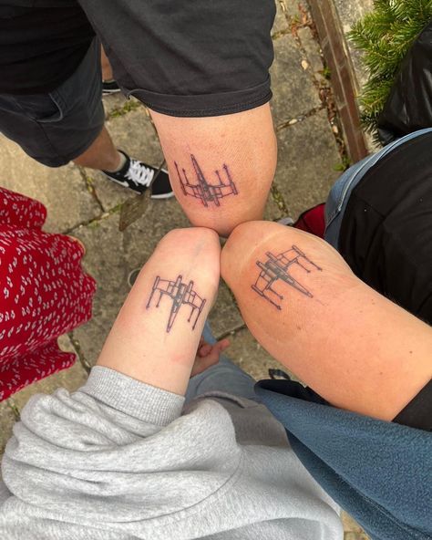 Nerd Matching Tattoos, Matching Star Wars Tattoo Siblings, Matching Star Wars Tattoo Best Friends, Star Wars Themed Tattoos, Simple Star Wars Tattoo Ideas, Star Wars Back Tattoo, Unique Star Wars Tattoo, Xwing Star Wars Tattoo, Star Wars Sibling Tattoos