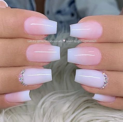 Gelový Lak, Cute Spring Nails, Ombre Acrylic Nails, Cute Acrylic Nail Designs, Makijaż Smokey Eye, Nails Spring, Short Acrylic Nails Designs, Spring Fever, Nail Designs Glitter