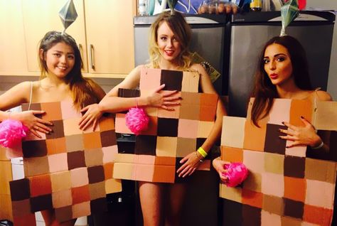 Easy Homemade Halloween Costumes, Crazy Halloween Costumes, Most Creative Halloween Costumes, Clever Halloween, Clever Halloween Costumes, Homemade Halloween Costumes, Unique Halloween Costumes, Scary Costumes, Funny Costumes