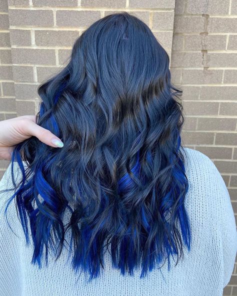 Hotheads Hair Extensions®️ on Instagram: “Extensions don’t always have to be for length, they can be for volume too 🖤💙 _______ Hair: Custom Colored Sew-In Extensions⠀⠀⠀⠀⠀⠀⠀⠀⠀…” Blue Hair Extensions, Sew In Extensions, Silver Candelabra, Simple Wedding Centerpieces, Extensions Hair, Sew In, Simple Weddings, Blue Hair, Pear Shaped