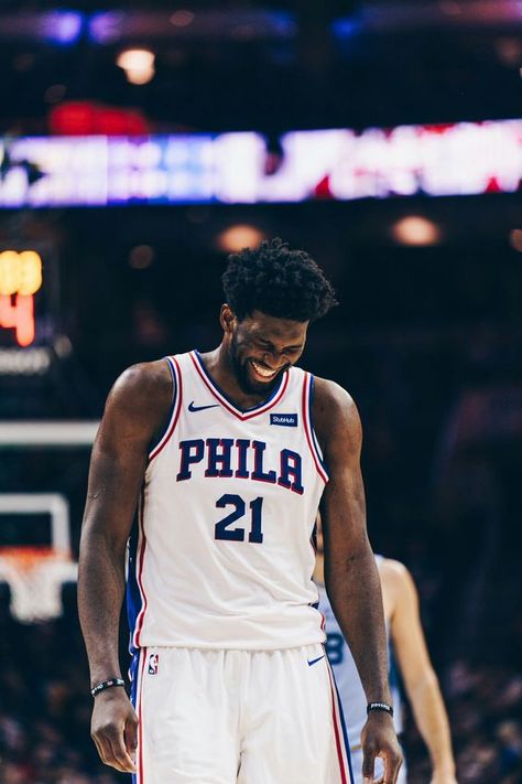 Joel Embiid Aesthetic, Sixers Wallpaper, Embiid Wallpaper, Basketball Jersey Design Ideas Sports, 76ers Wallpaper, All Nba Players, Philadelphia Sixers, Best Nba Players, Philly Sports