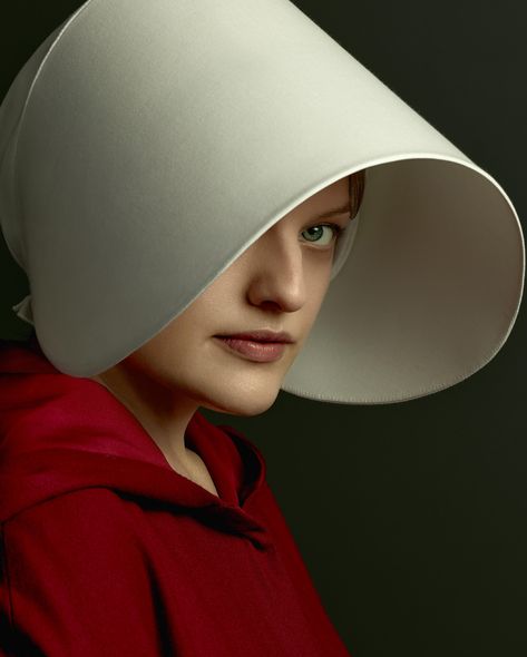 Jill greenberg, photographer, artist, director The Handmaid's Tale Book, A Handmaids Tale, Jill Greenberg, Handmade Tale, Eye Symbolism, Elizabeth Moss, Elisabeth Moss, Handmaid's Tale, One Eye